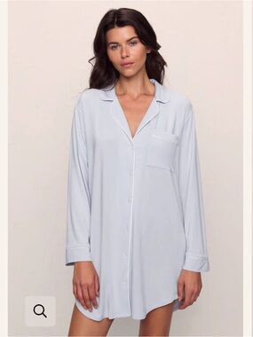 Anthroplogie Cloth and Stone Light Blue Cotton Top Boyfriend Sleepshirt SMALL